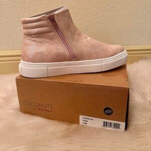 Coconuts by Matisse shoes